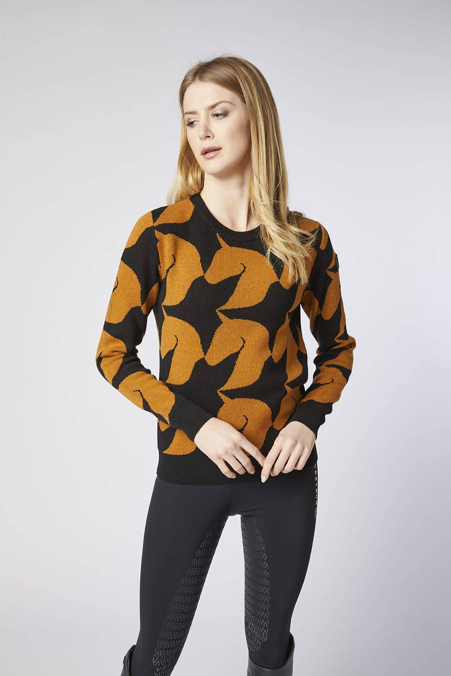 Vestrum - Fianes Women's Round Neck Sweater - Exceptional Equestrian