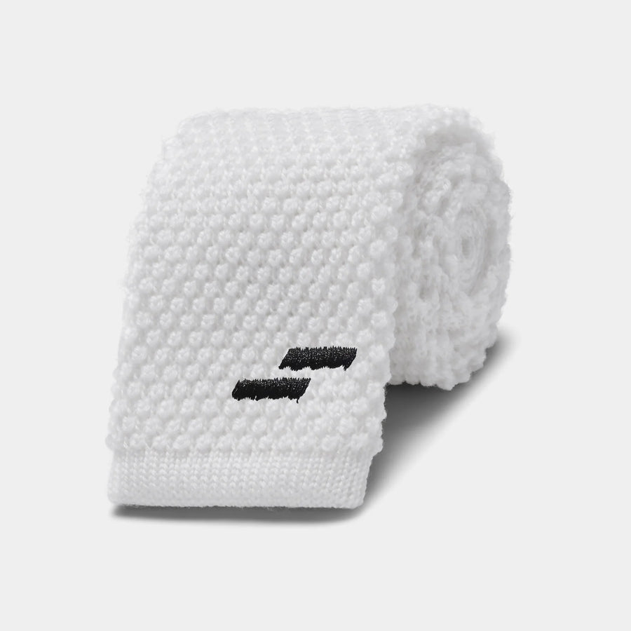 Struck Men's Knitted Competition Tie: White