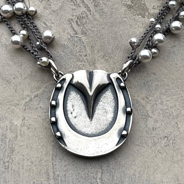 ★ roaju★ [Previously worn]horse hoof necklace Sally Lowe Heart & Hoof Necklace - Exceptional Equestrian