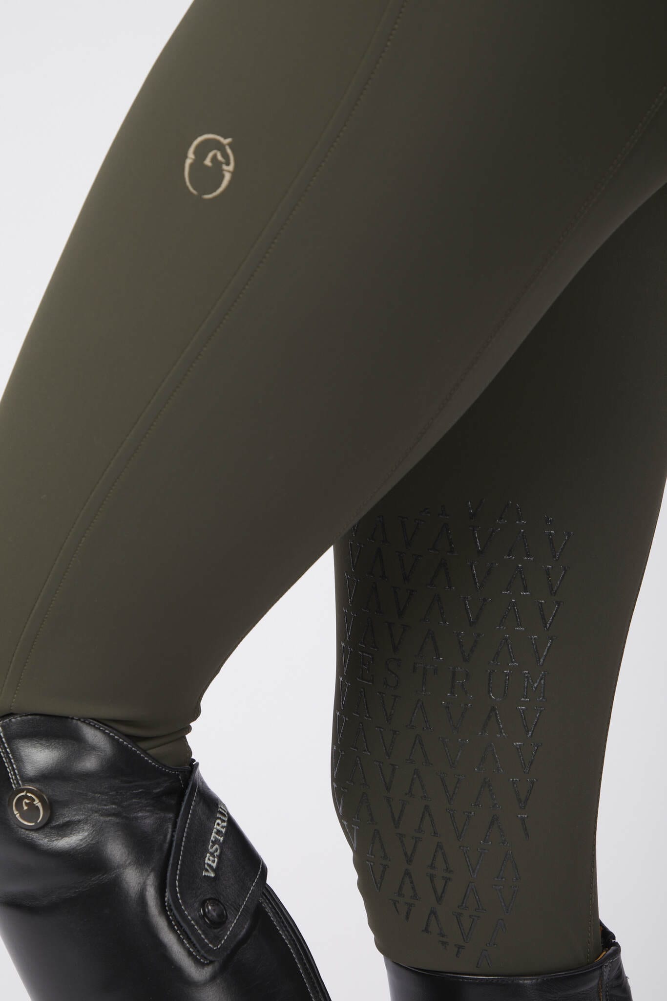 Vestrum FW25 - SYRACUSE WOMEN'S RIDING BREECHES WITH KNEE GRIP - TK FABRIC