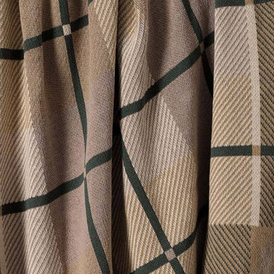 In2Green - Equestrian Barn Plaid Throw Blanket