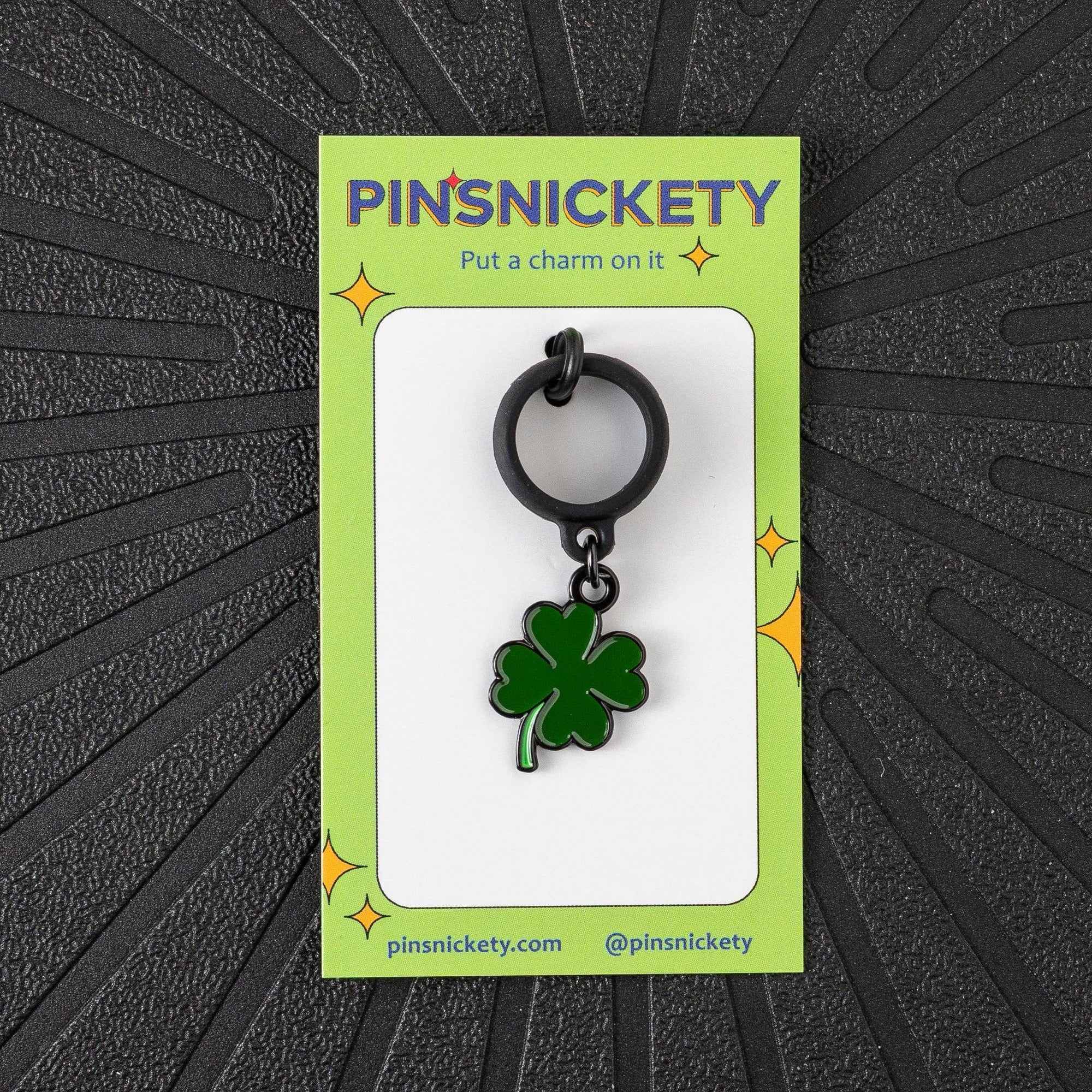 Pinsnickety - Clover Crop Charm
