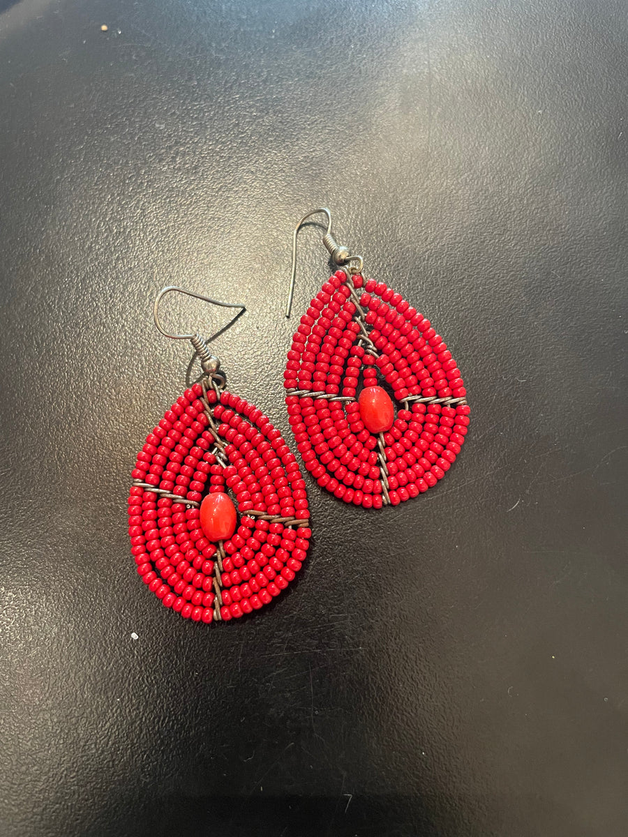 Earrings in Ruby - Exceptional Equestrian 