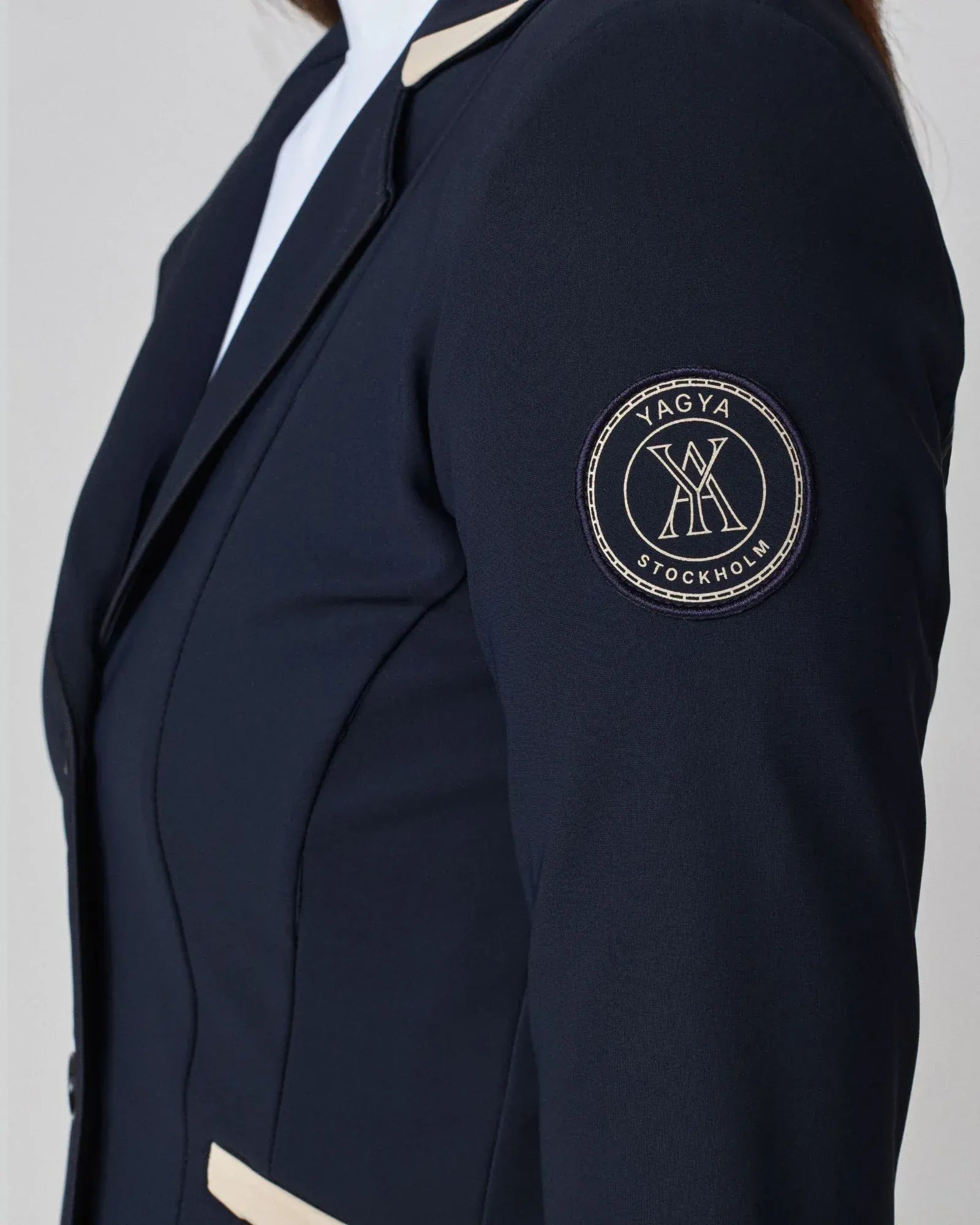 YAGYA - Contrast Show Jacket
