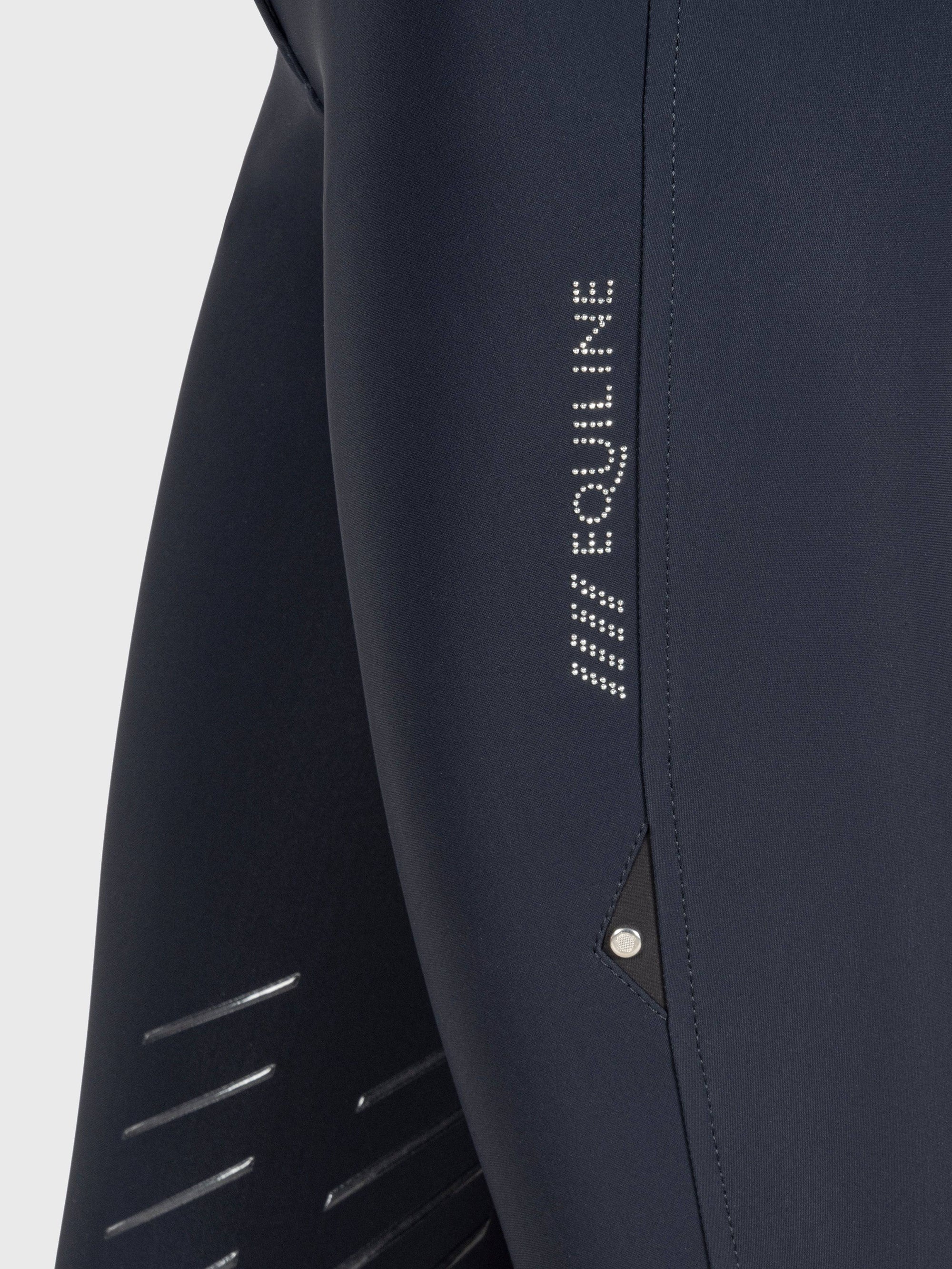 Silver “Equiline” logo in microstuds on the leg (silver for all breeches color)