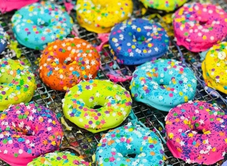 SNAKS UNICORN DONUTS - Exceptional Equestrian 