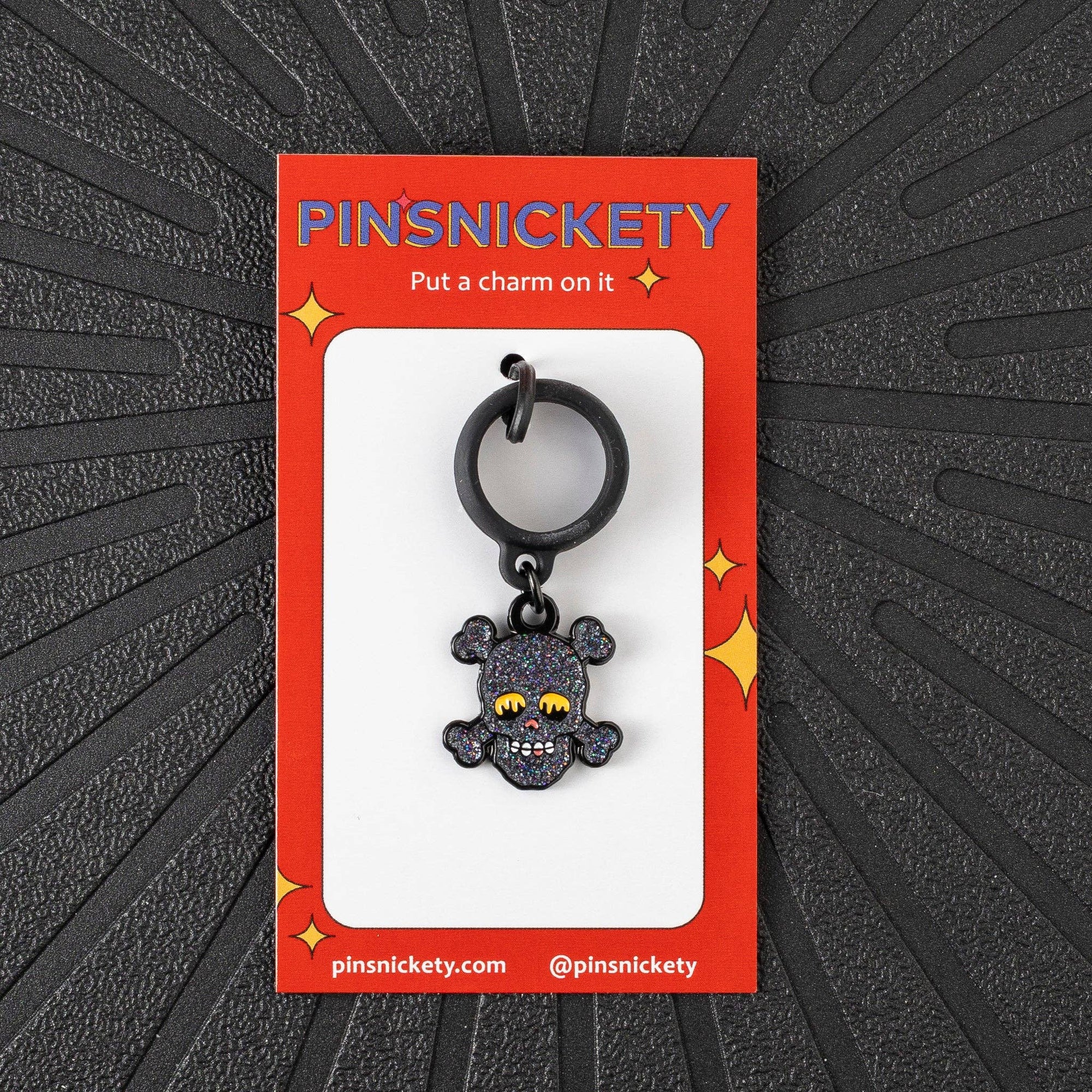 Pinsnickety - Skull Crop Charm