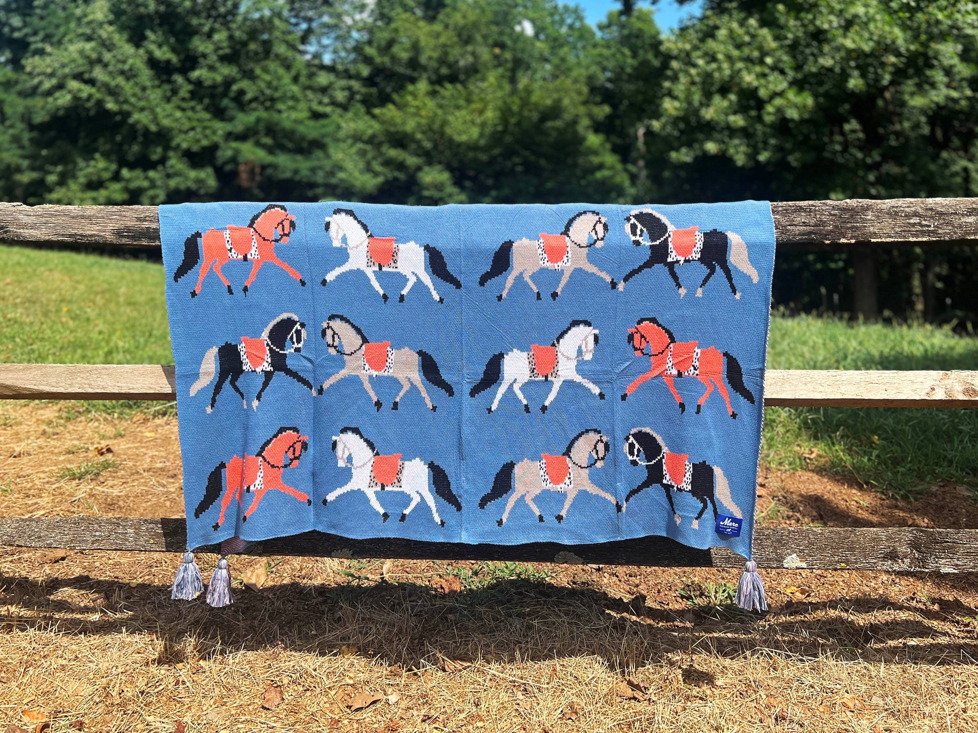 Mare Modern Goods - Fancy Horses Blanket 
