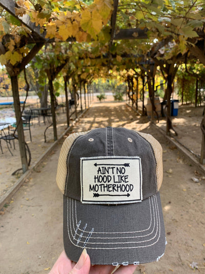 Vintage Life - Ain't No Hood Like Motherhood Trucker Hat Baseball Cap - Exceptional Equestrian