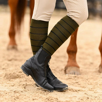 DREAMER & SCHEMERS Simple Stripe Knit Socks
