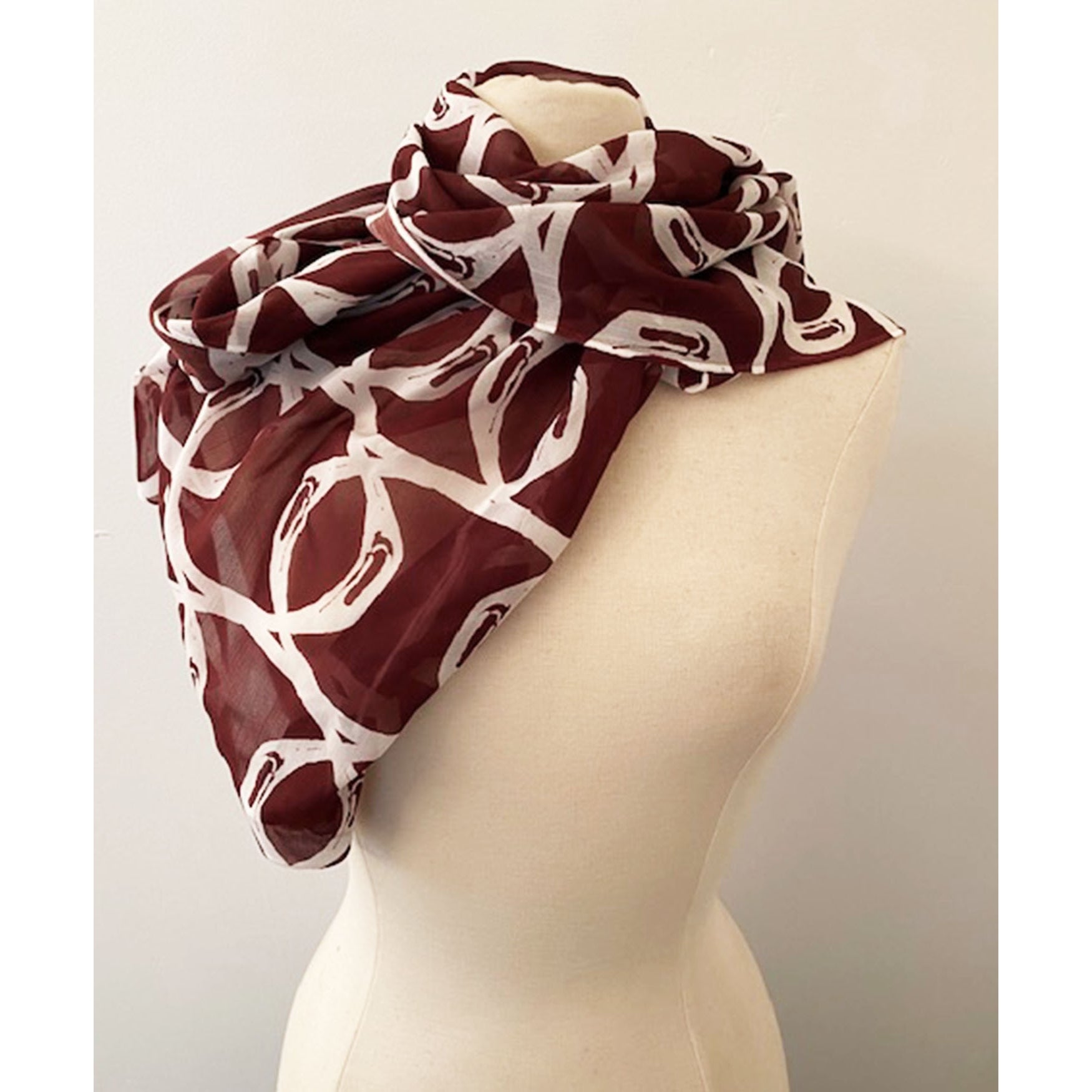Anthracite birds and flowers scarf