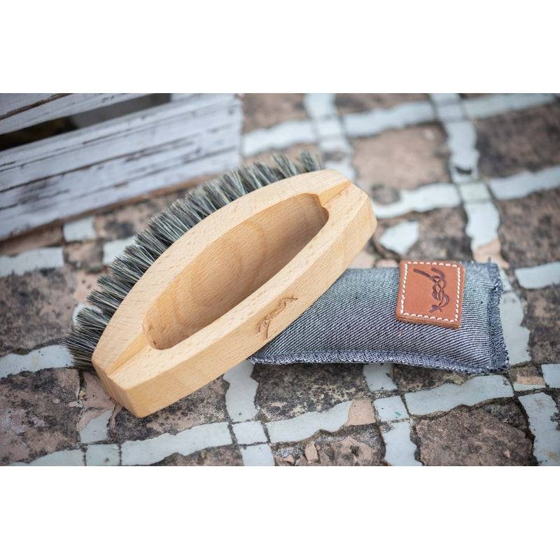 Pénélope - Soft Head Brush with Handle - Exceptional Equestrian